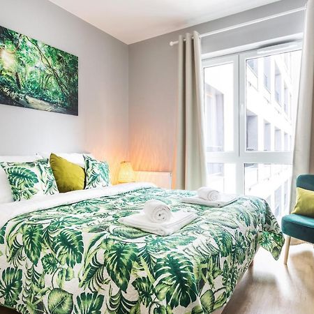 H2 Apartment- Gasiorowskich 4 - Parking Podziemny - Self Check In 24H - Mtp Targi - Pkp - Sklep Netto W Budynku Poznan Luaran gambar