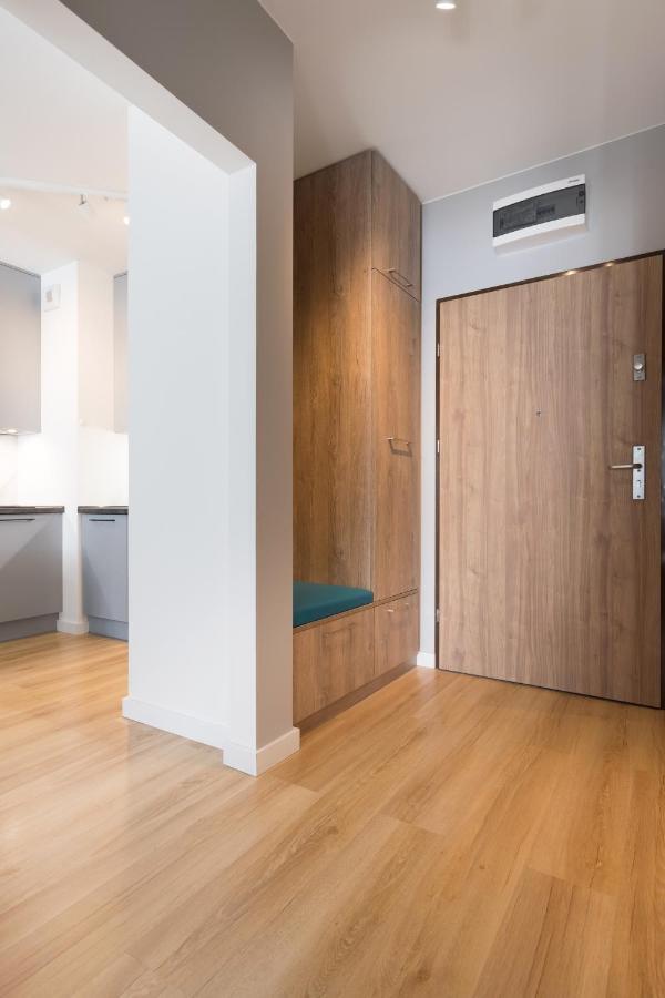 H2 Apartment- Gasiorowskich 4 - Parking Podziemny - Self Check In 24H - Mtp Targi - Pkp - Sklep Netto W Budynku Poznan Luaran gambar